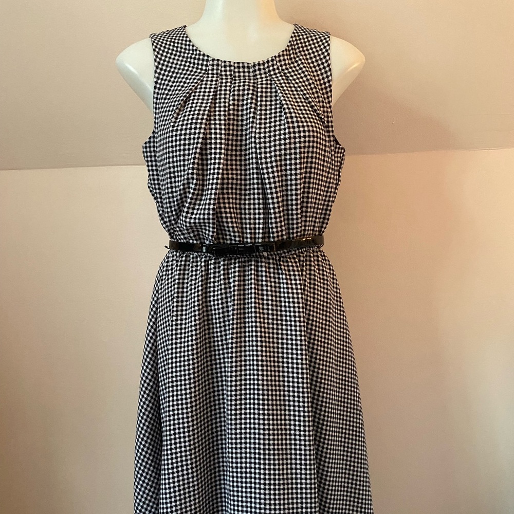 Elle Black and White Pleated Dress with Belt